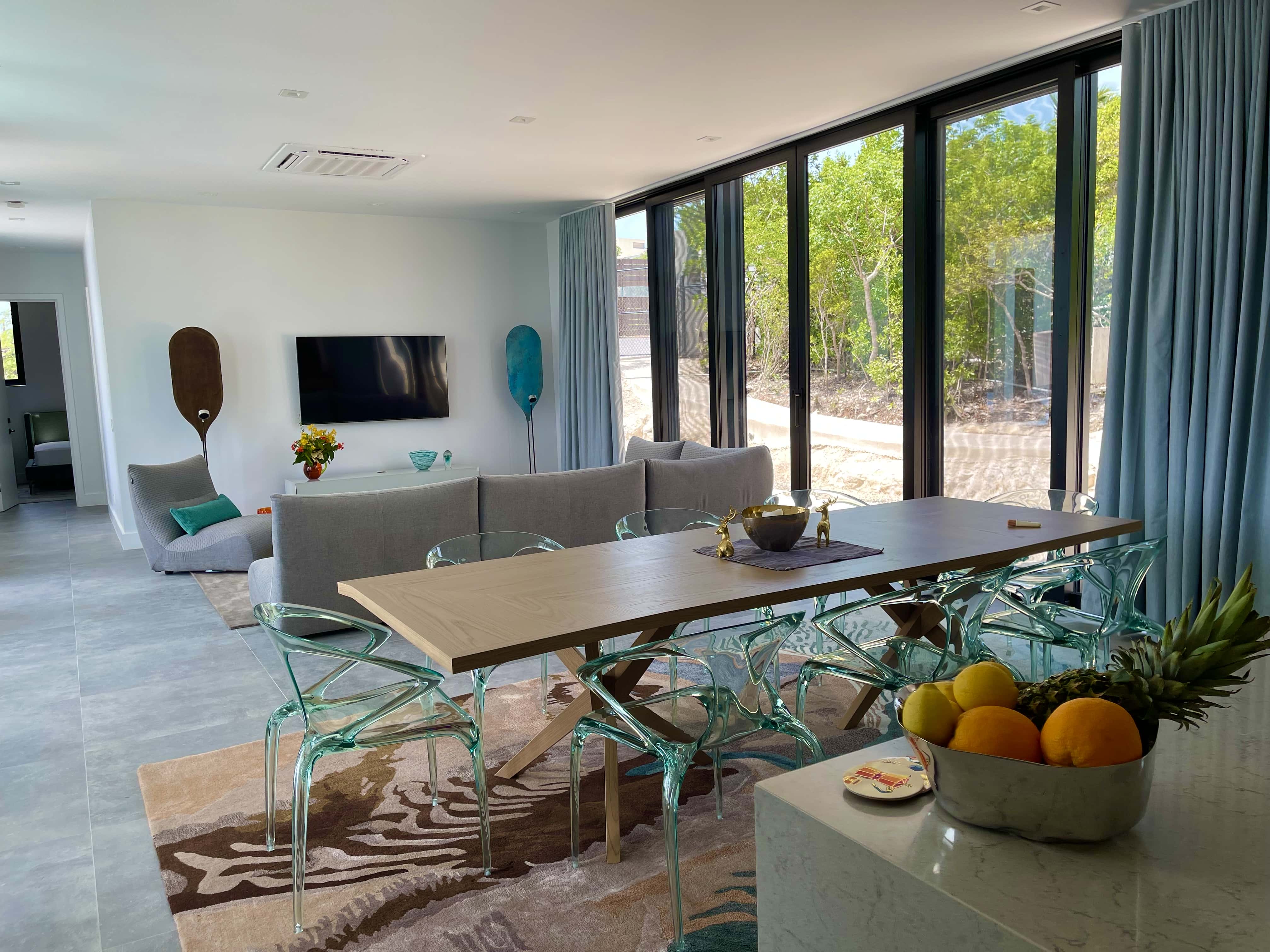 Villa Luna entrance